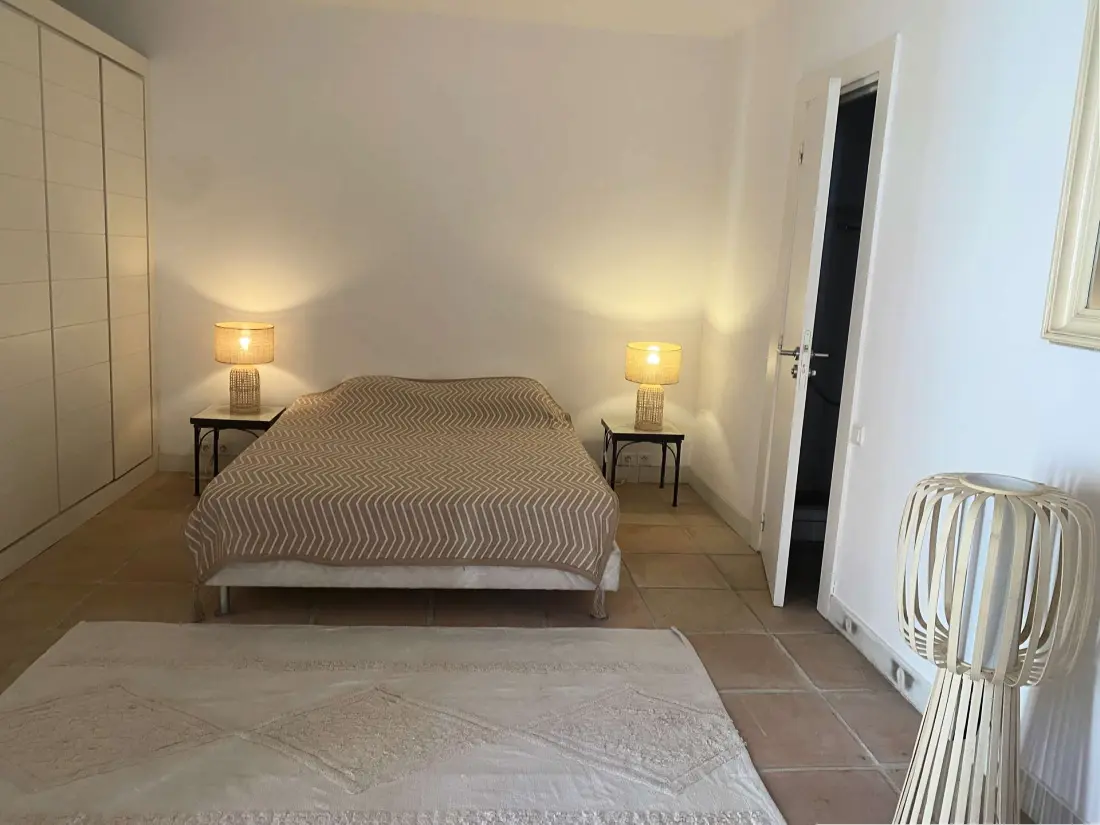 Po60 porquerollok Rezidencia