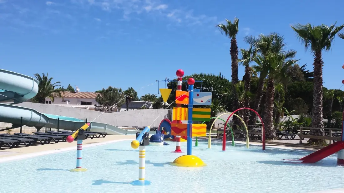 Camping Paradis Nai'a Village 4 Sterren★★★★