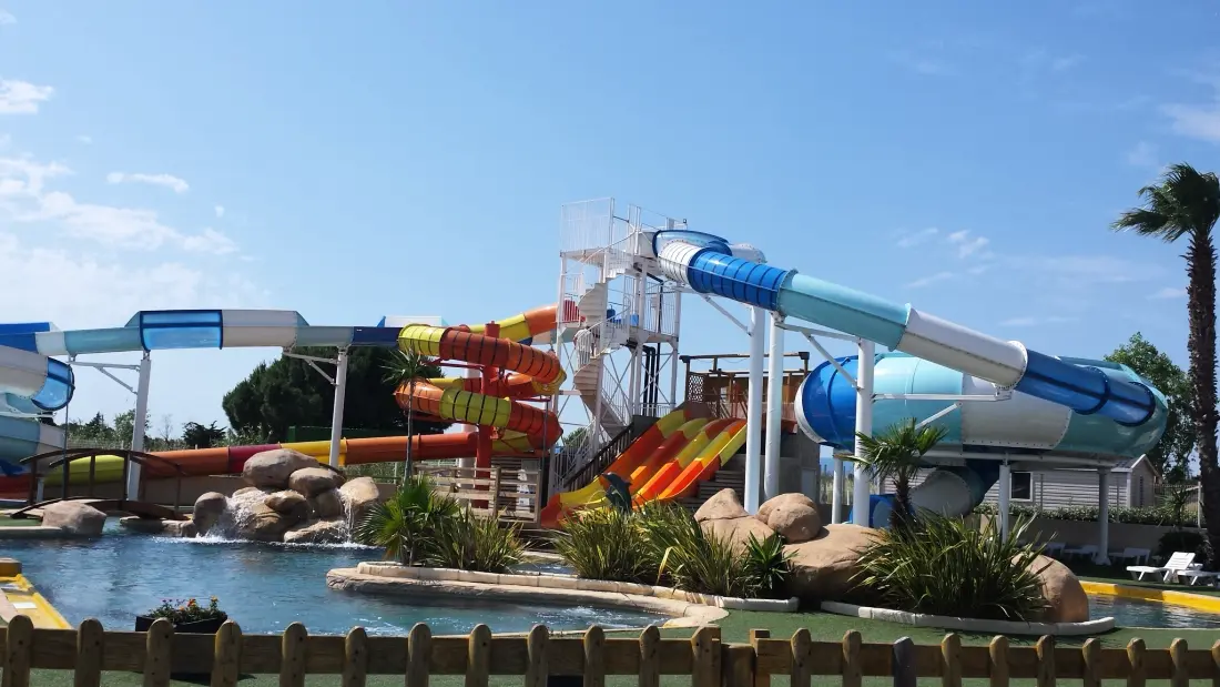Camping Paradis Nai'a Village 4 Sterren★★★★