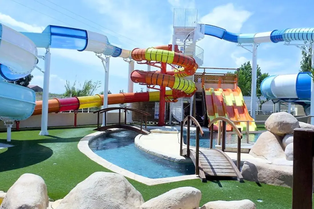 Camping Paradis Nai'a Village 4 Csillagok★★★★