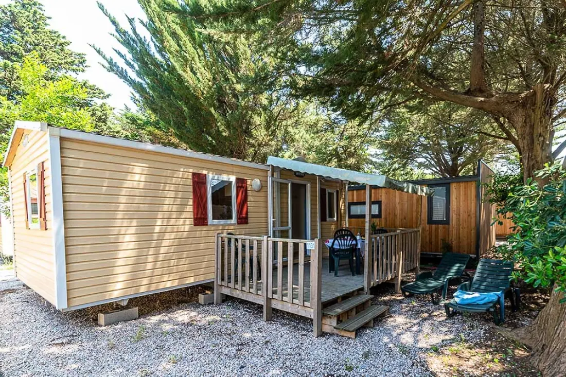 Camping Paradis Nai'a Village 4 Sterren★★★★
