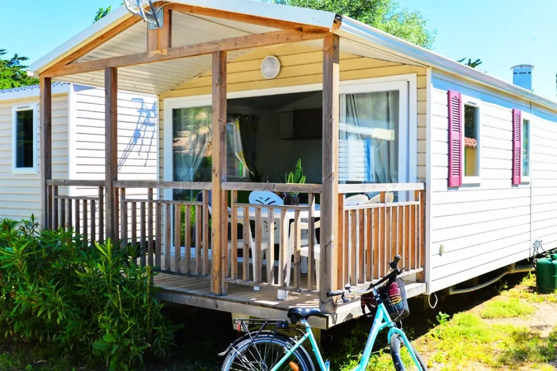 Camping Paradis Nai'a Village 4 Sterren★★★★