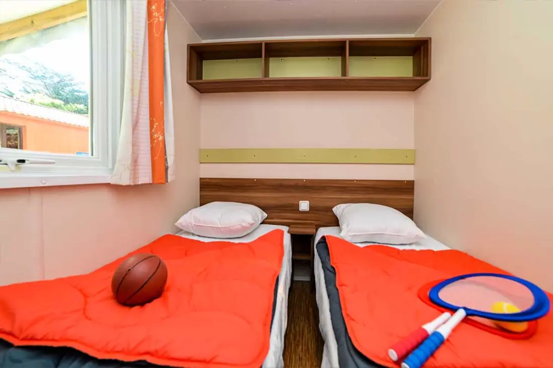 Camping Paradis Nai'a Village 4 Sterren★★★★