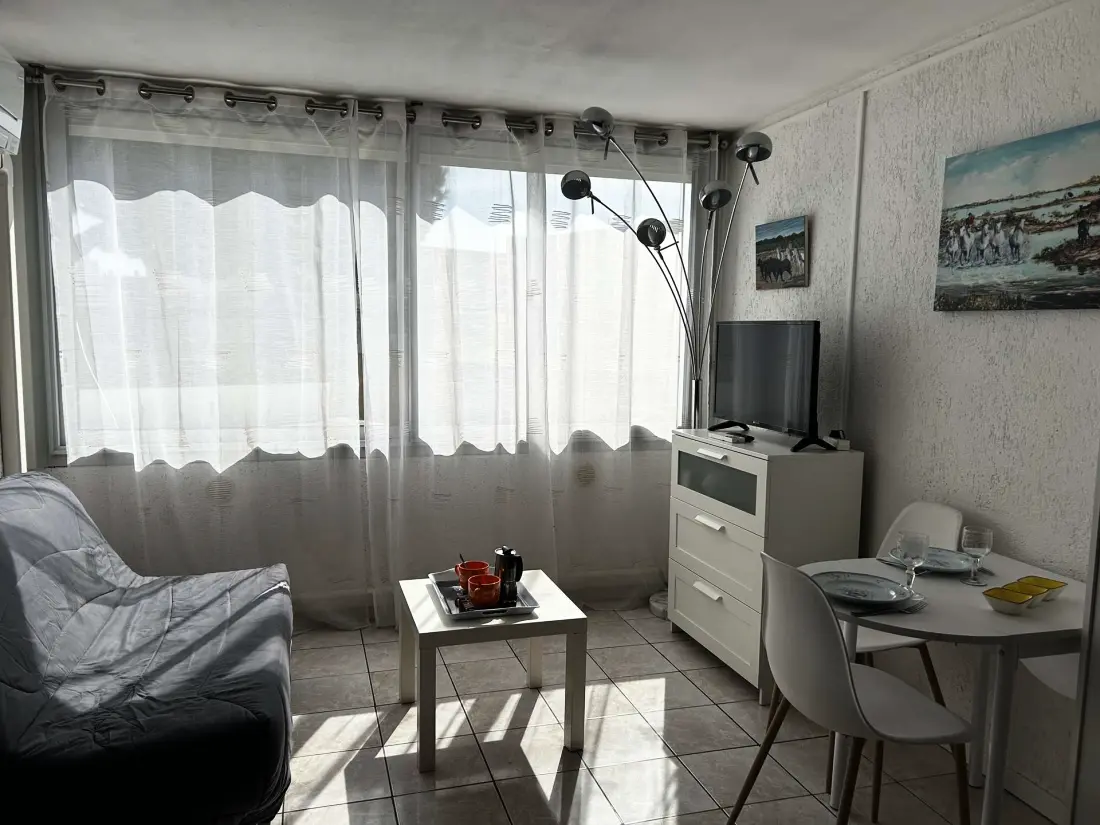 Le Trimaran Residence