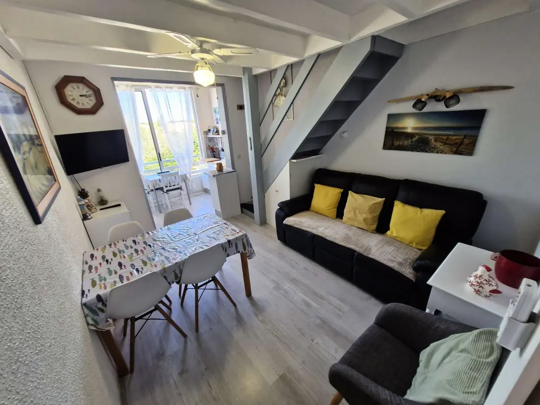 Tennis 2 Residence