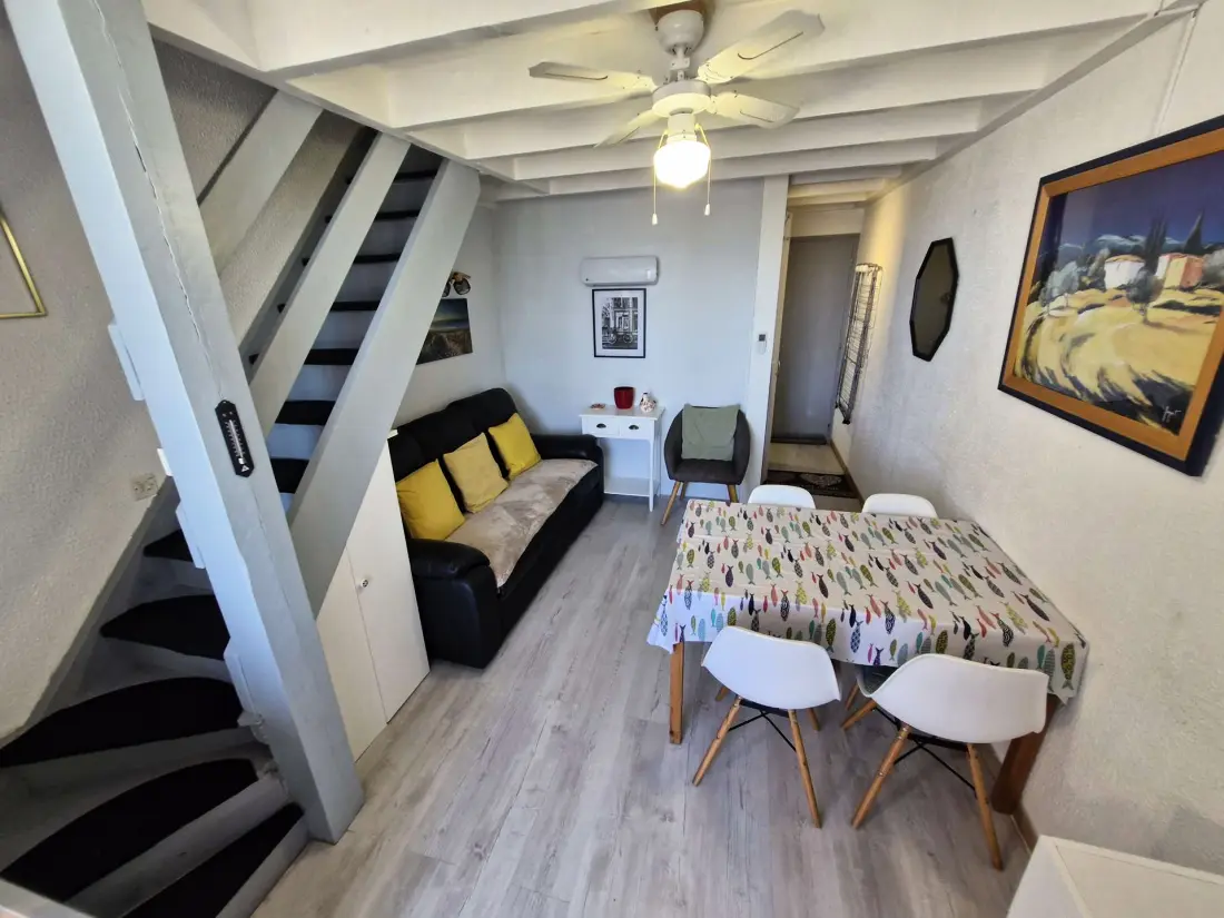 Tennis 2 Residence