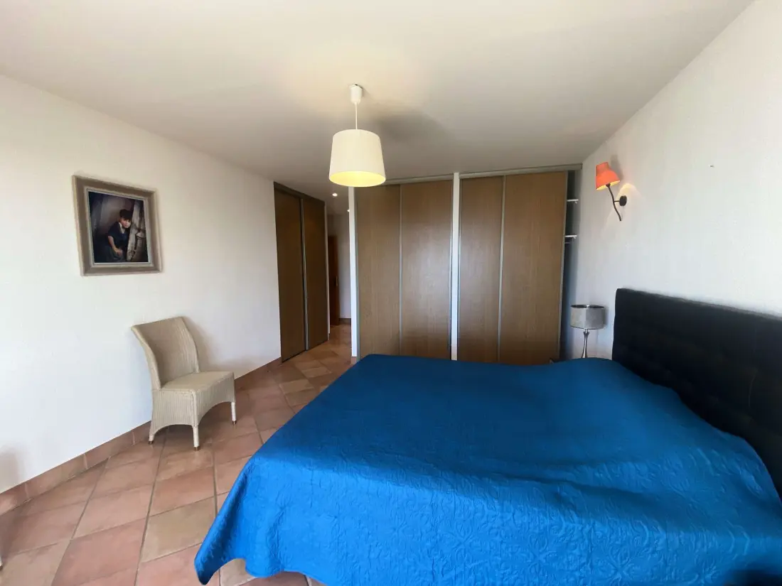 Alzone Residence