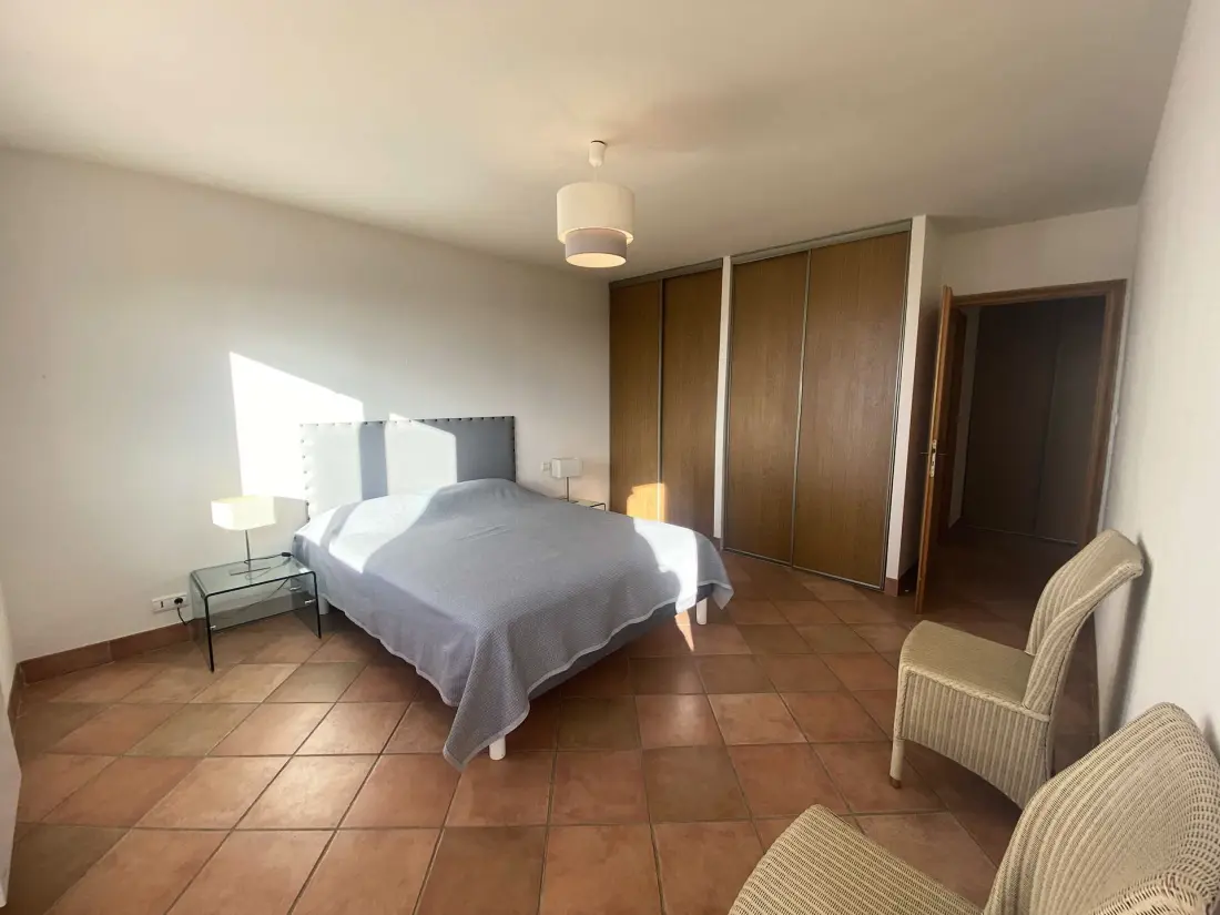 Alzone Residence
