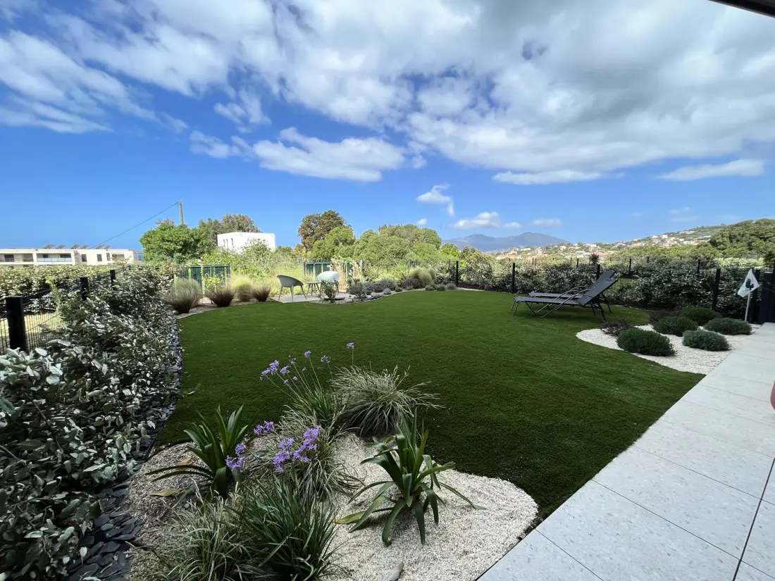 Residence Les Jardins De Livia 2