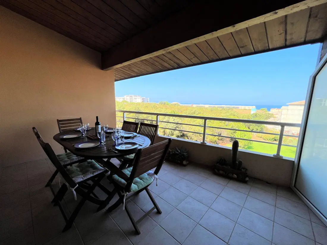 Residence Por345-049-porticcio