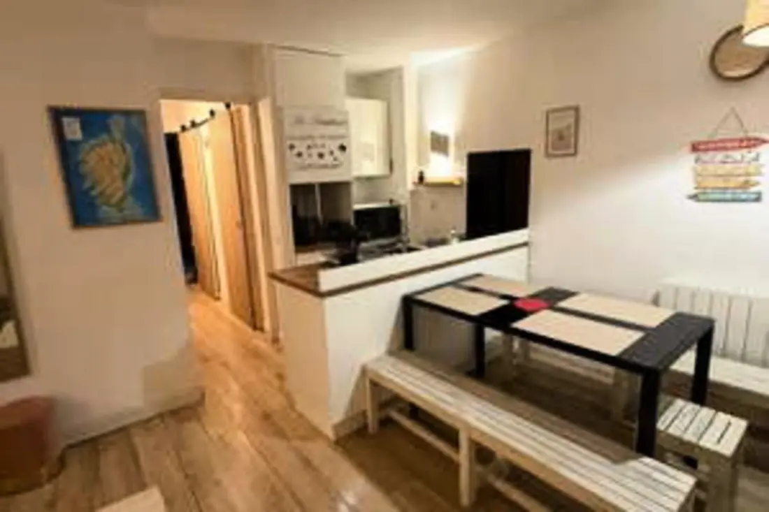 Gyönyörű apartman úszási medencével, 10 perc De La Plage