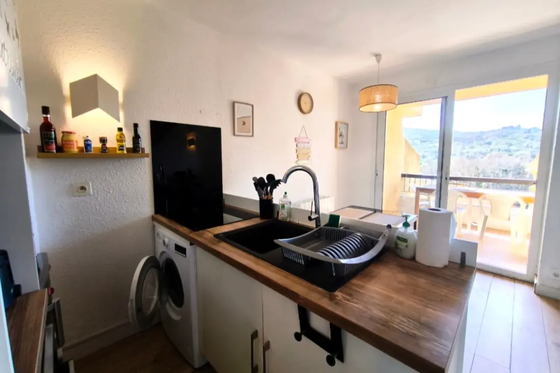 Gyönyörű apartman úszási medencével, 10 perc De La Plage