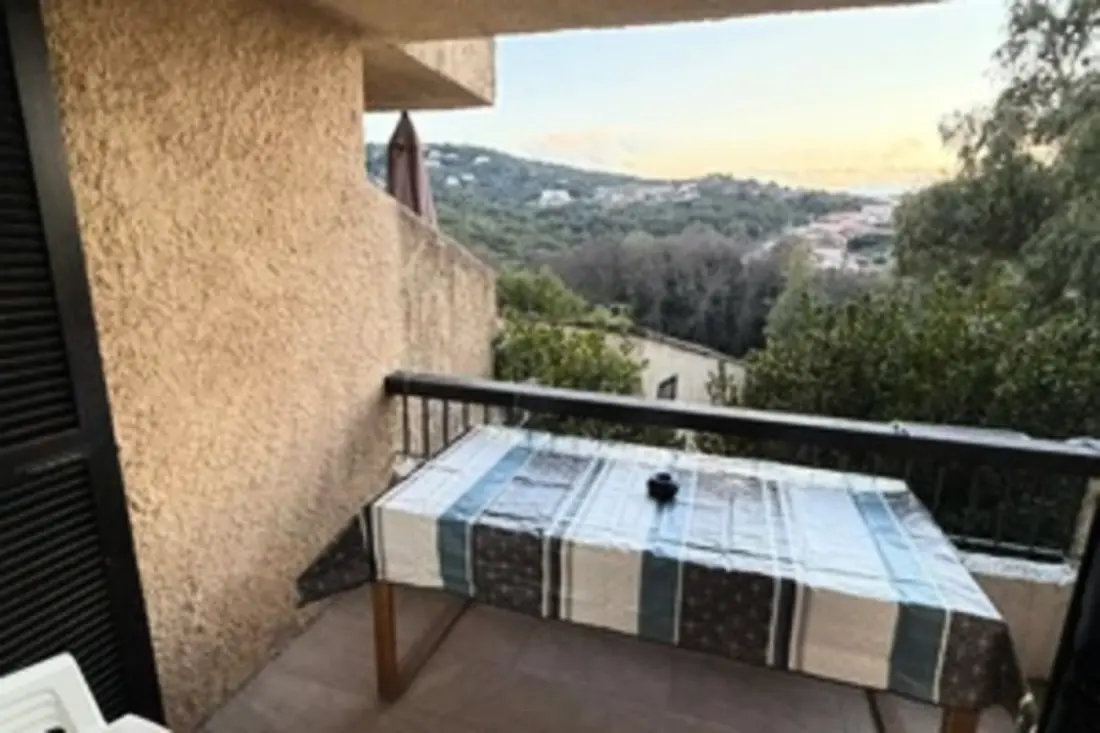 Gyönyörű apartman úszási medencével, 10 perc De La Plage