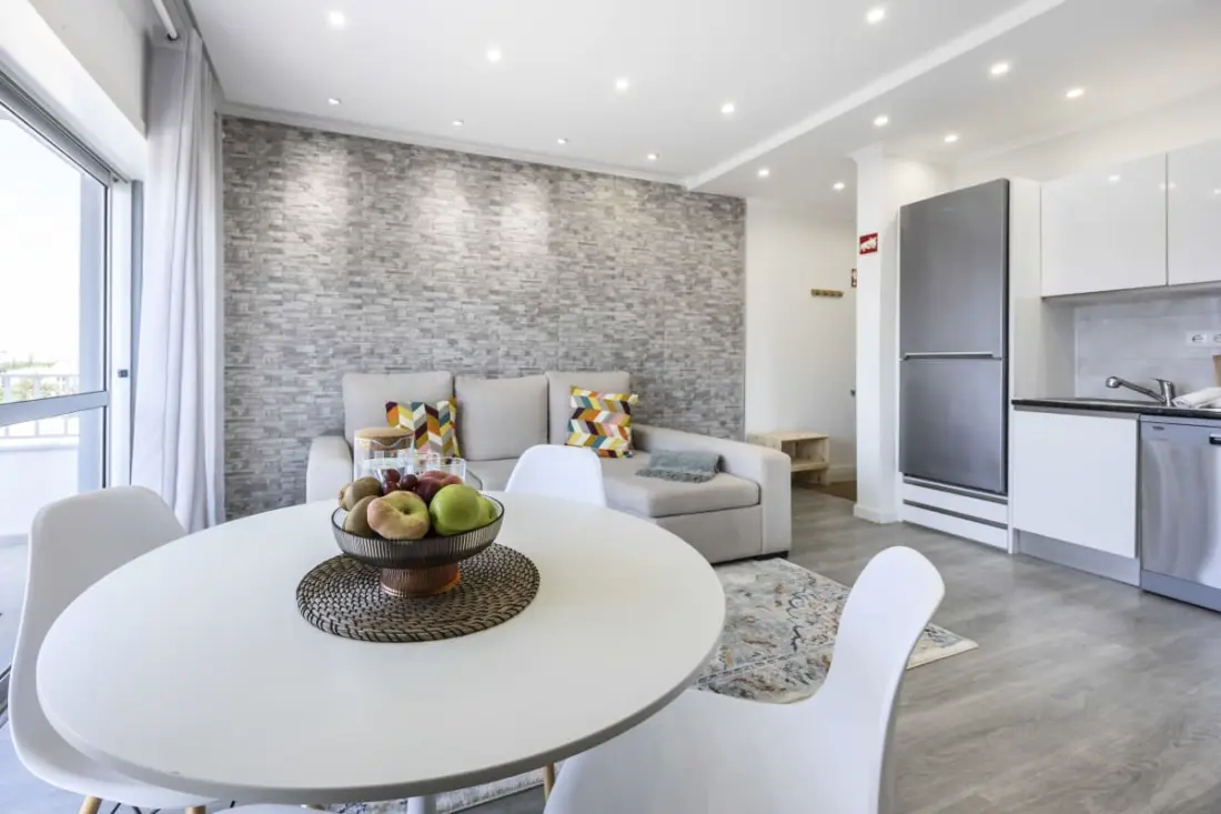Solmonte Apartment - úszómedence, közel a strandhoz