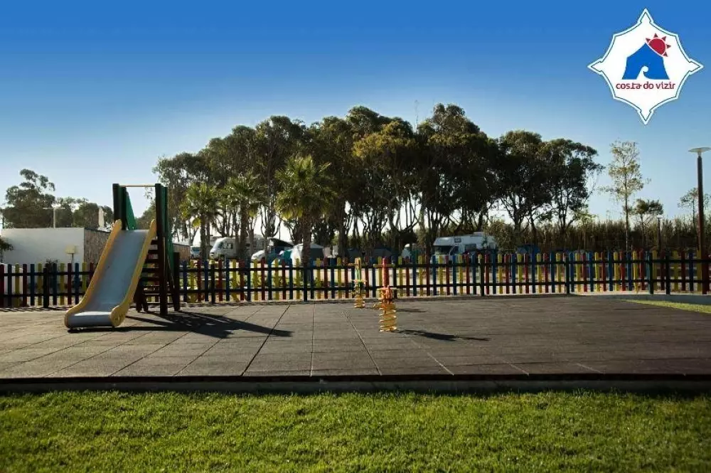 COSTA VIZIR BEACH VILLAGE