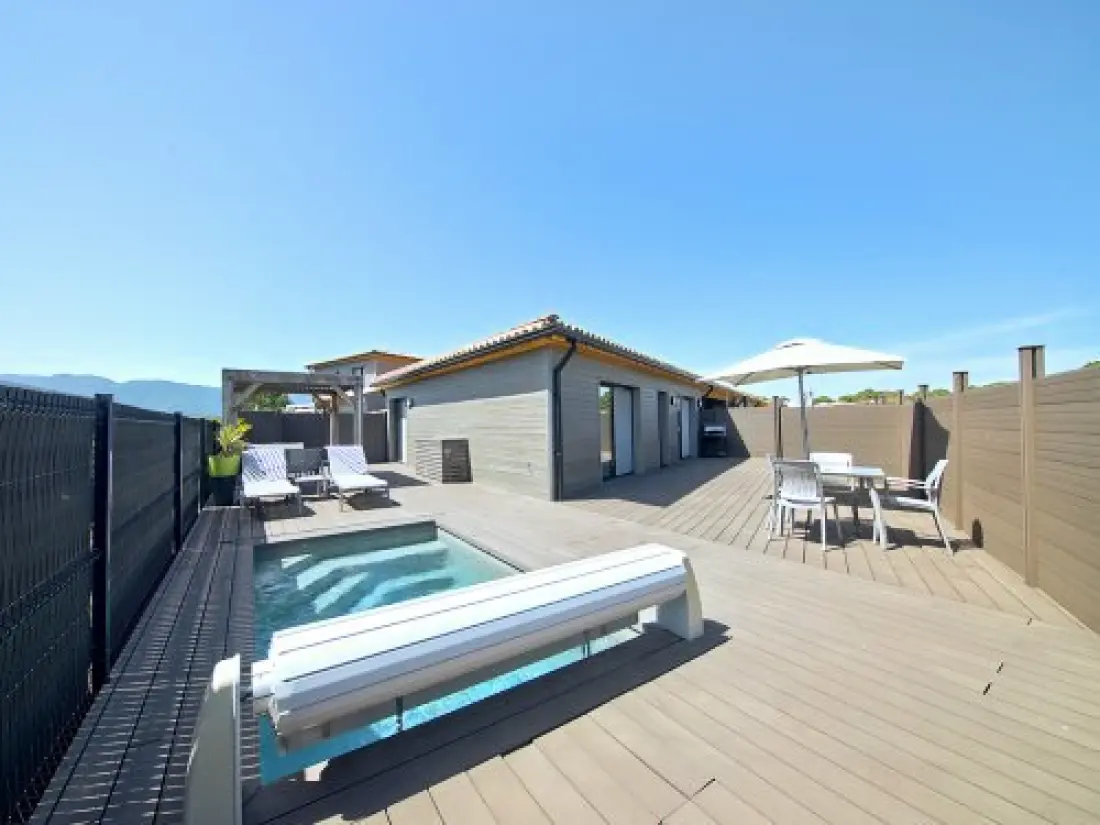 Pierre & Vacances Premium Residentie Vesna Rossa 5 Sterren★★★★★