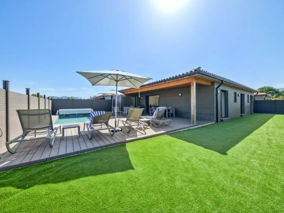 Pierre & Vacances Premium Residentie Vesna Rossa 5 Sterren★★★★★