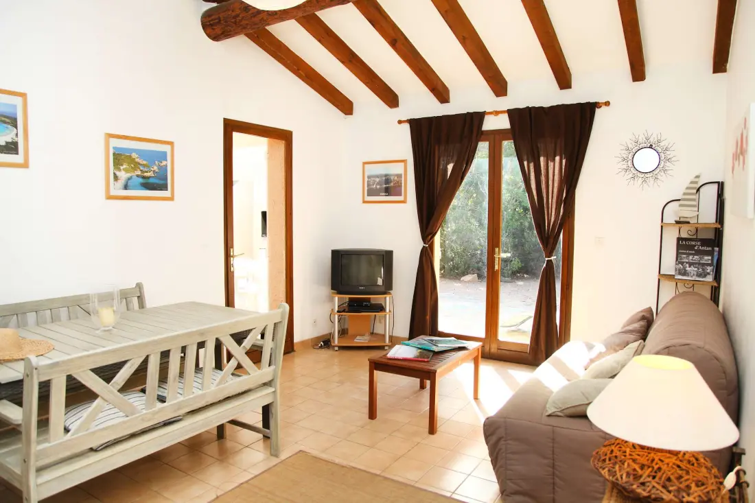 Ham Residence. Pietragione-ból