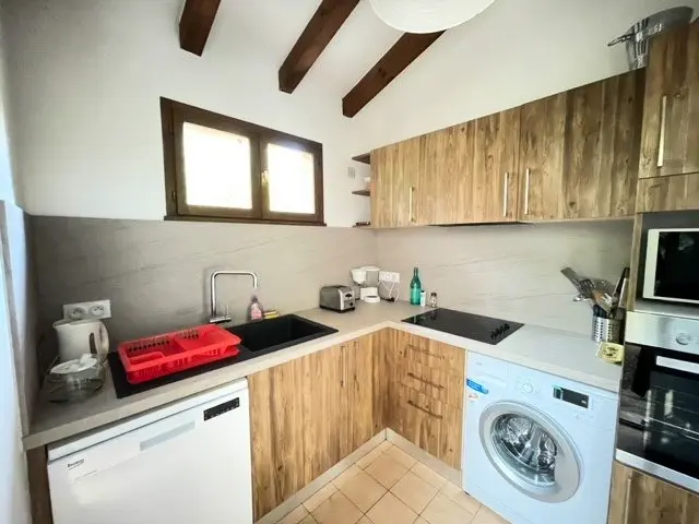 Ham Residence. Pietragione-ból