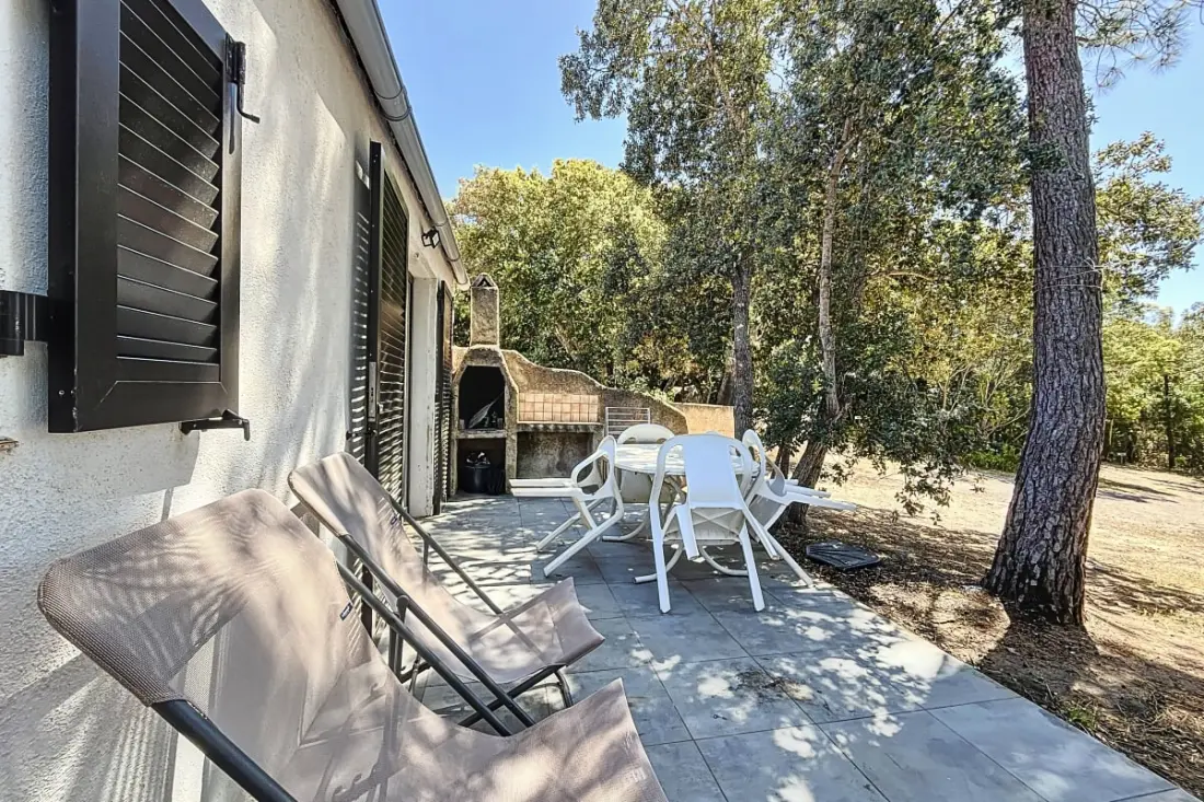 Mini Villa 150m Santa Giulia Beach