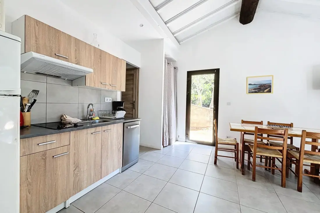 Mini Villa 150m Santa Giulia Beach