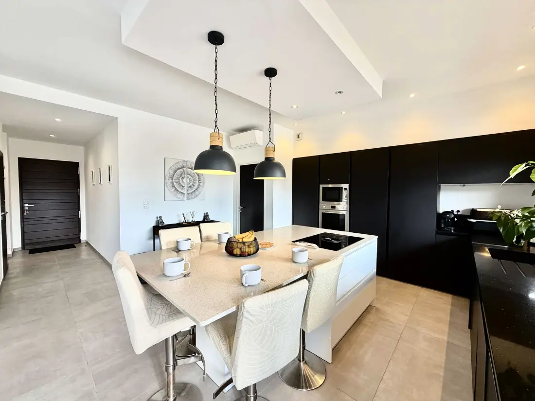 Park St Louis Residence