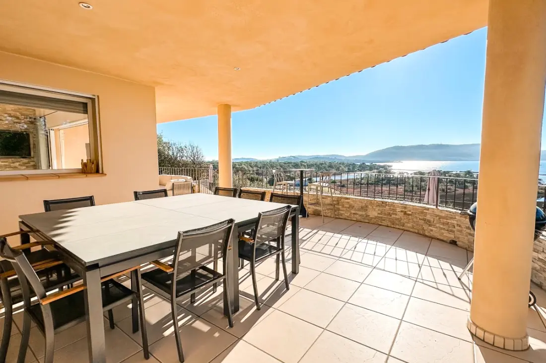 Rezidencia Villa Golfo Di Sogno