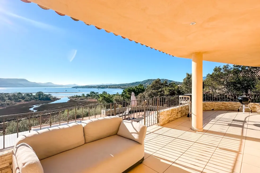 Rezidencia Villa Golfo Di Sogno