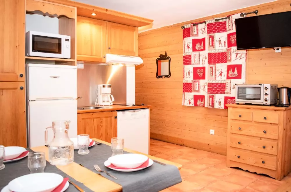 Chalets De Praroustan