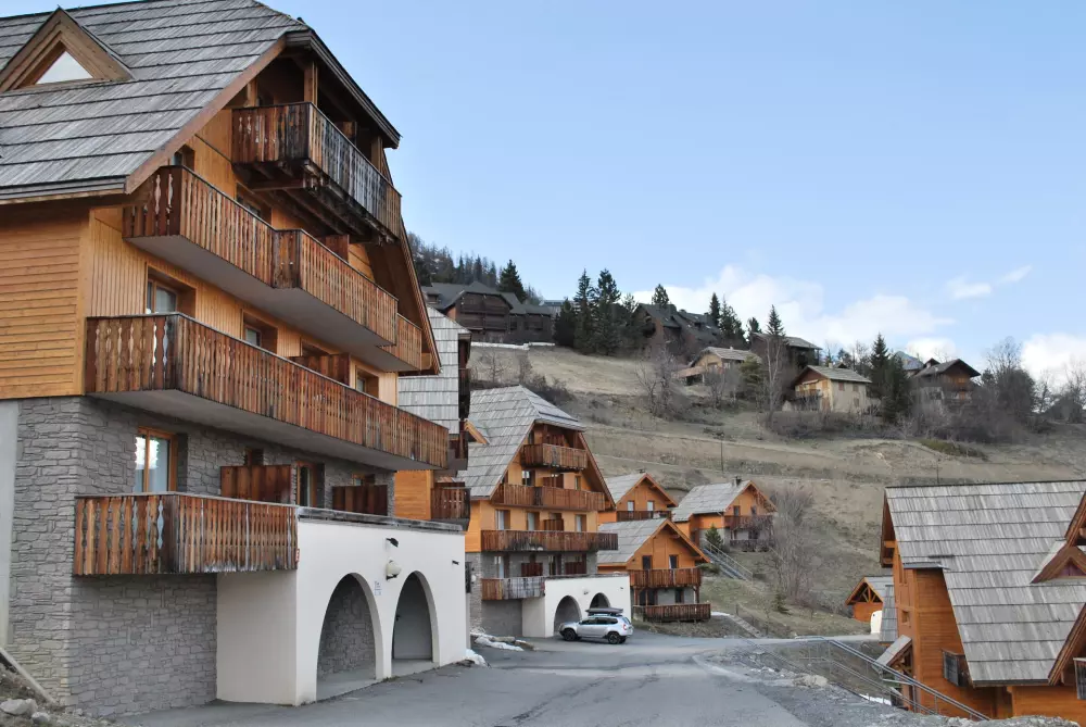 Les Chalets De Praroustan