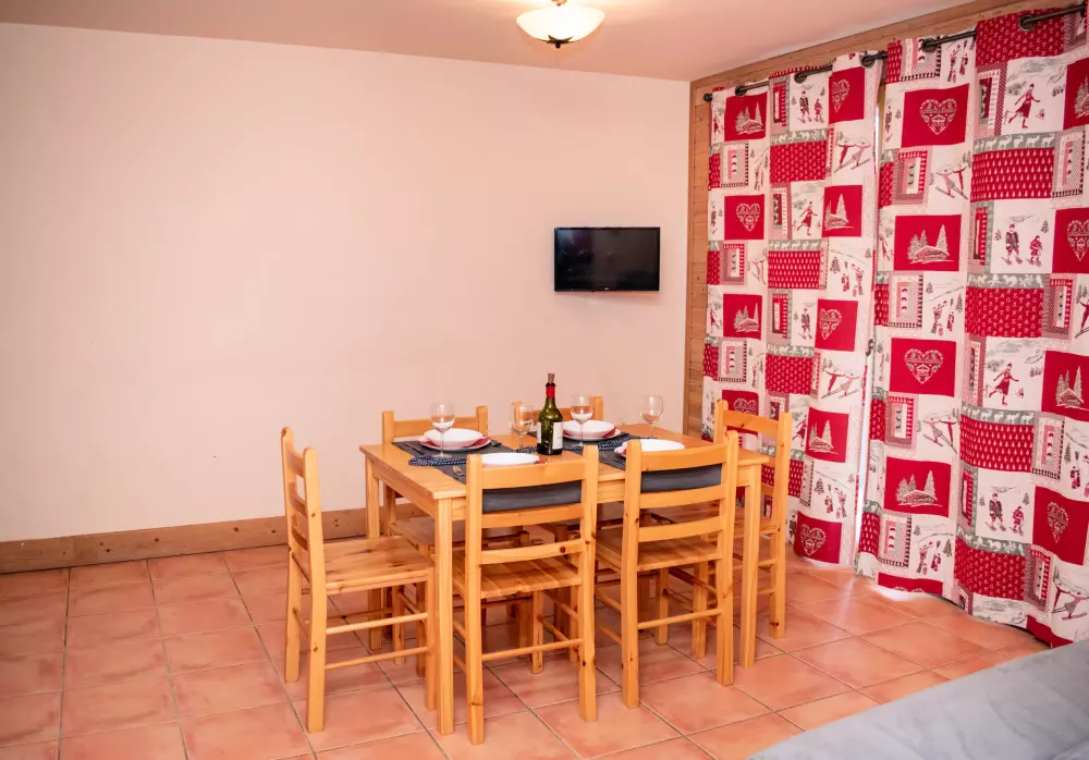 Chalets De Praroustan