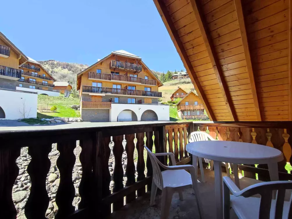 Chalets De Praroustan