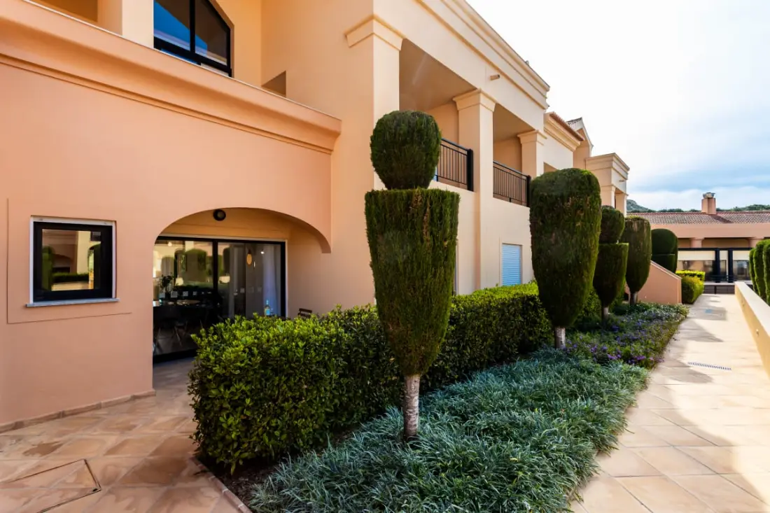 Baia Da Luz - Poolview Loft Aparment