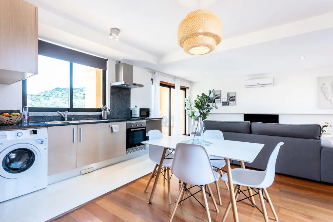 Baia Da Luz - Poolview Loft Aparment