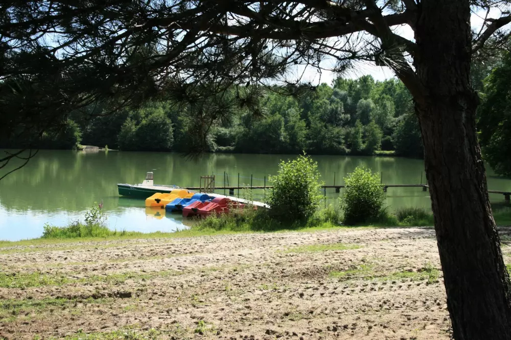 Domaine du Lac de Neguenu2 Sterne★★