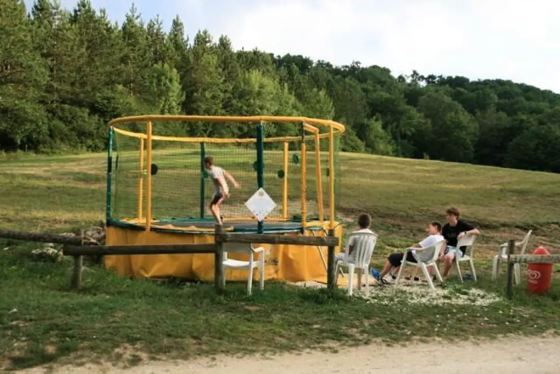 Domaine du Lac de Neguenu