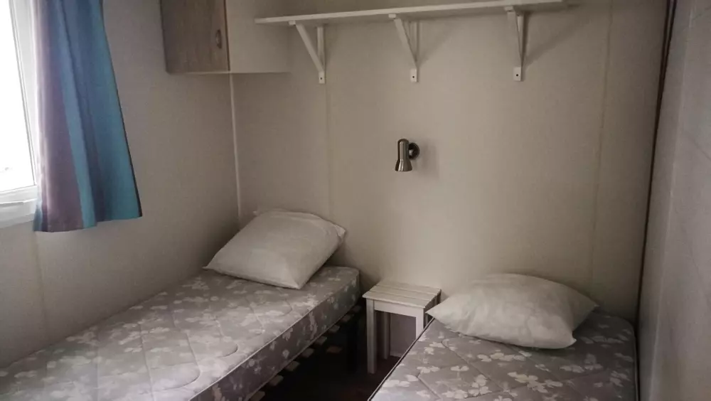 Domaine du Lac de Neguenu2 Sterne★★