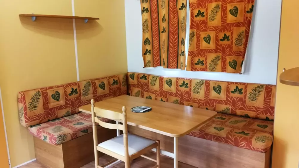 Domaine du Lac de Neguenu2 Sterne★★