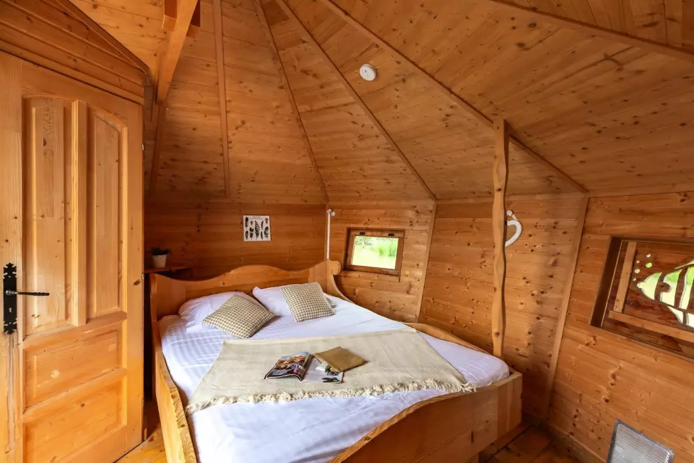 Village Floating Pressac2 Stjerner★★