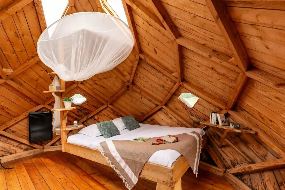 Village Floating Pressac2 Stjerner★★