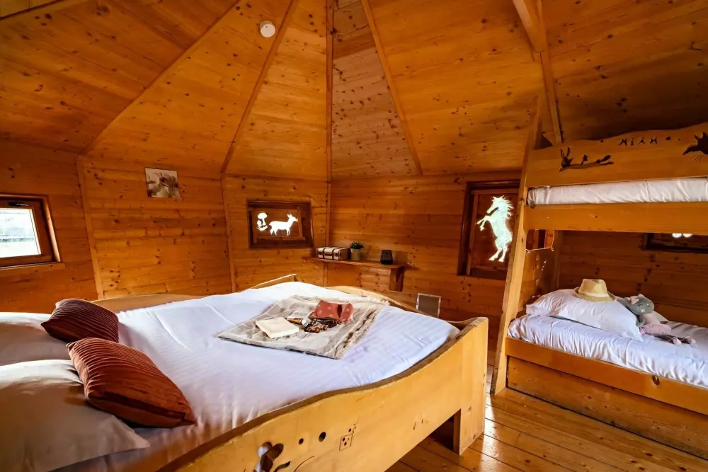 Village Floating Pressac2 Stjerner★★