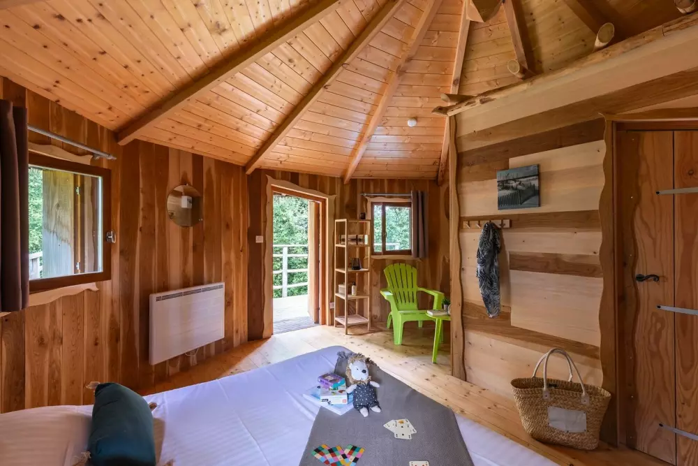 Village Floating Pressac2 Stjerner★★