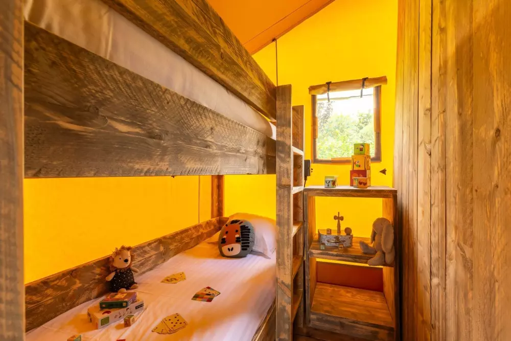 Village Floating Pressac2 Stjerner★★