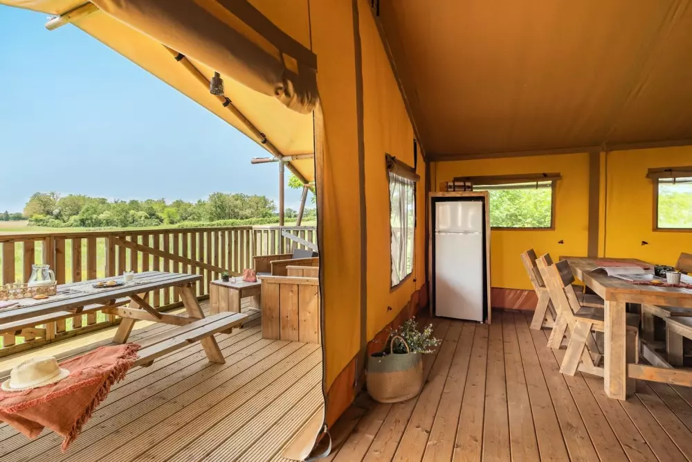 Village Floating Pressac2 Stjerner★★