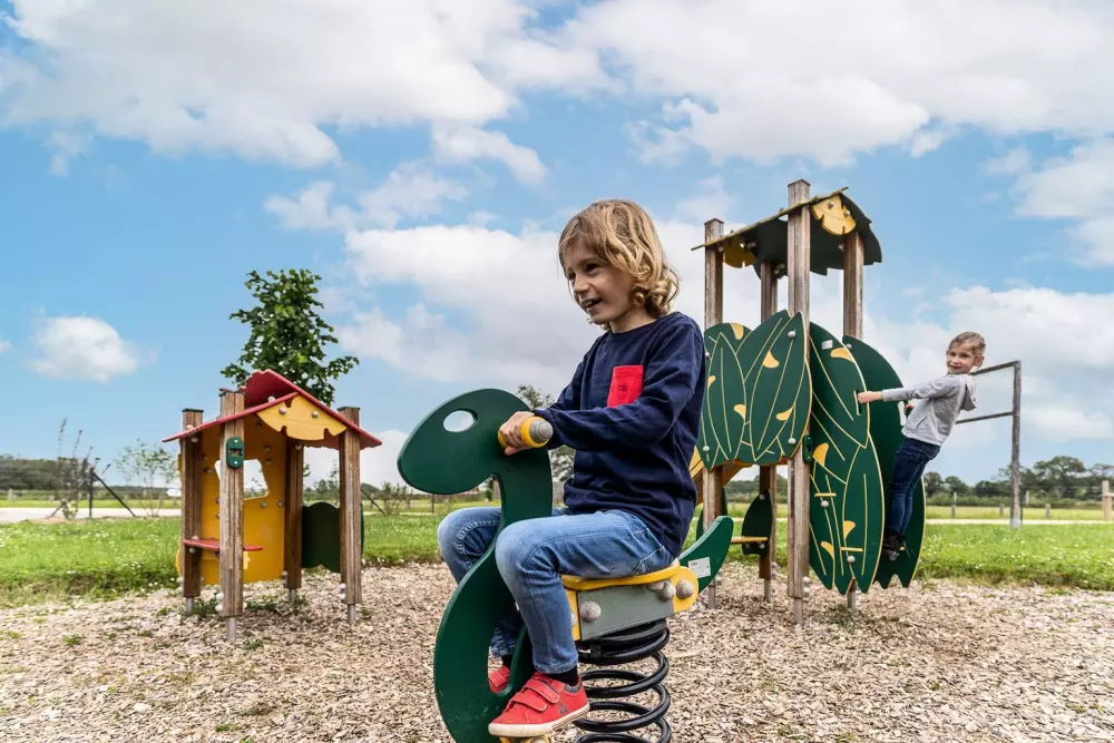 Village Floating Pressac2 Stjerner★★