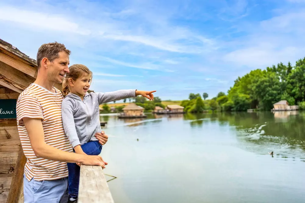 Village Floating Pressac2 Stjerner★★