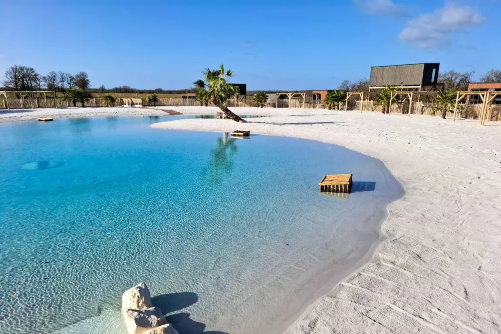 Village Floating Pressac2 Stjerner★★