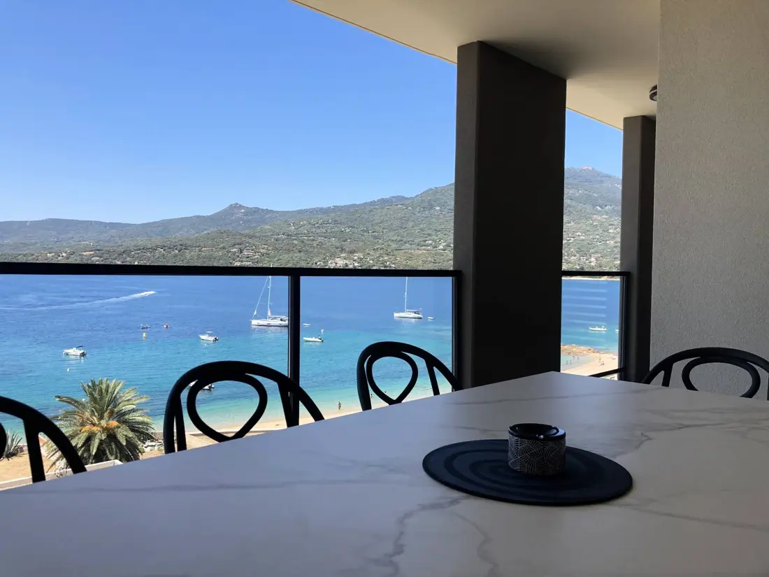 Residence Fronte Di Mare
