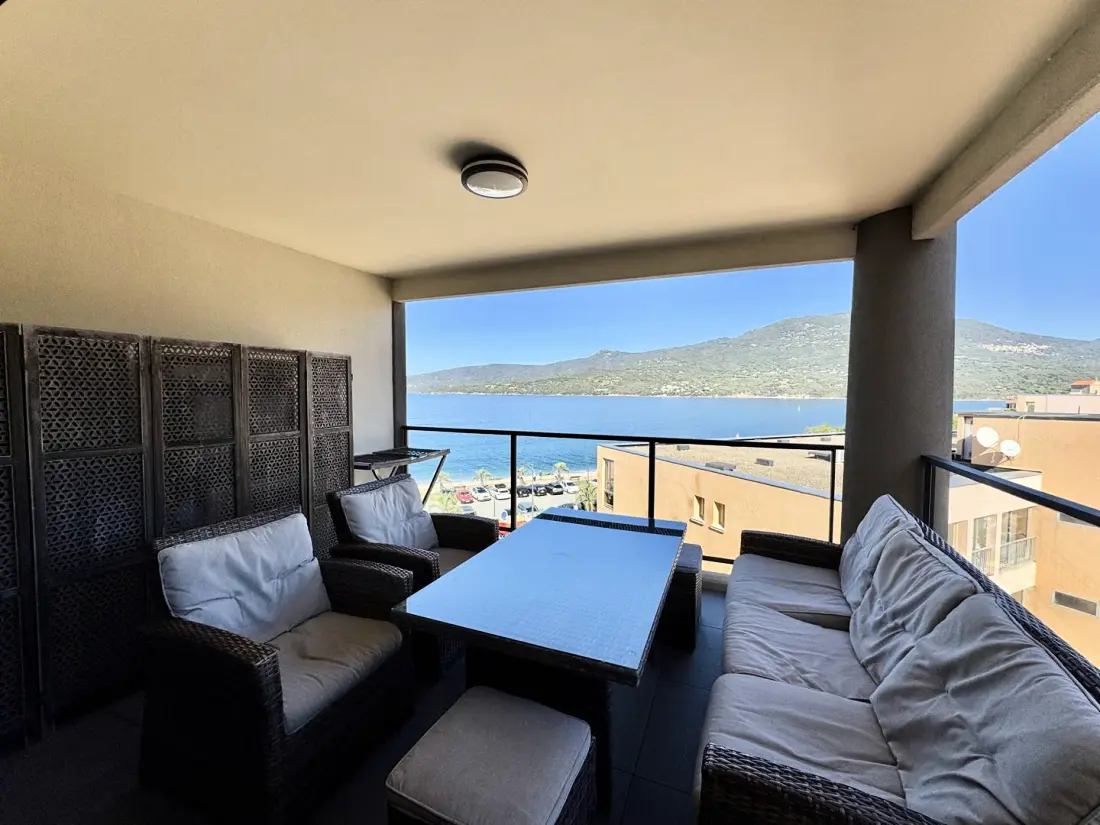 Residence Fronte Di Mare