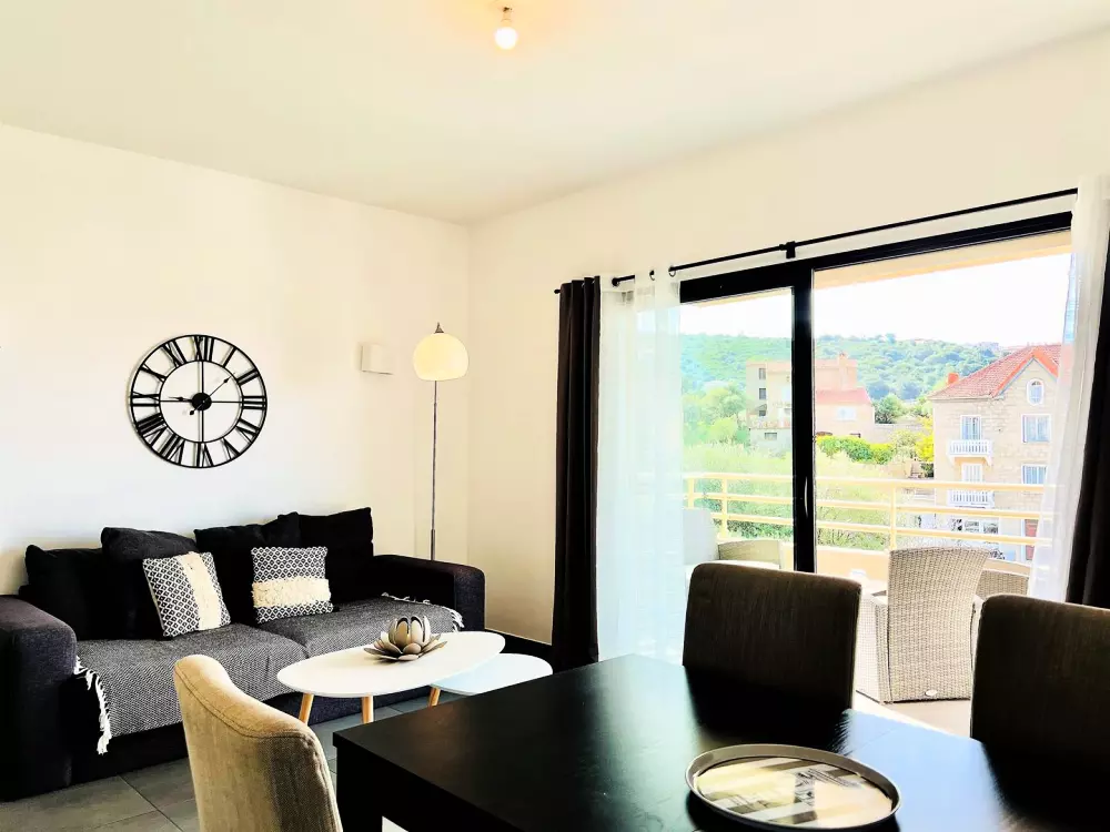 Residence Jardins De Quatrina